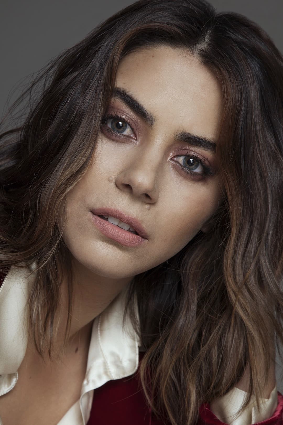 Lorenza Izzo profile Lorenza Izzo profile
