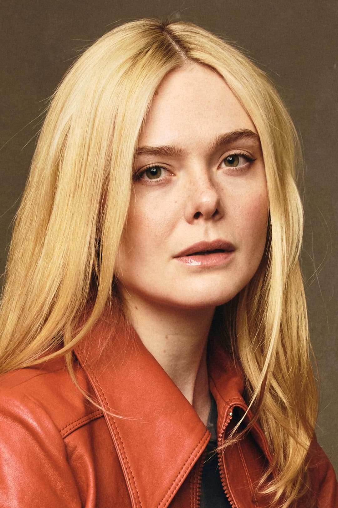 Elle Fanning profile Elle Fanning profile