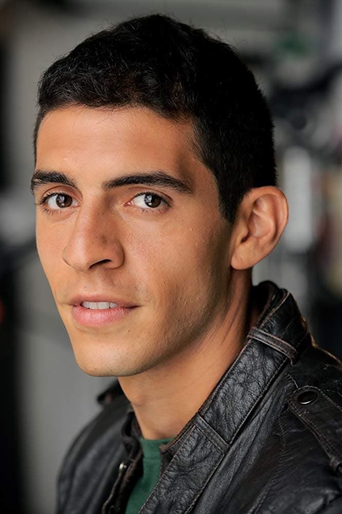 Julian Maroun profile Julian Maroun profile