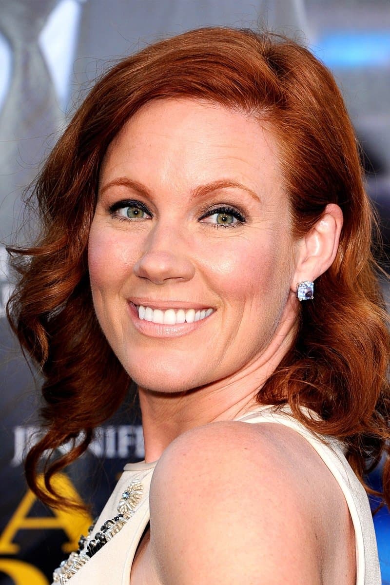 Elisa Donovan profile Elisa Donovan profile