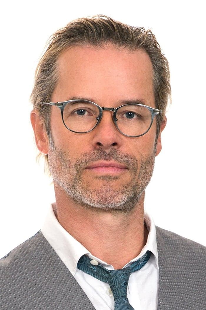 Guy Pearce profile Guy Pearce profile