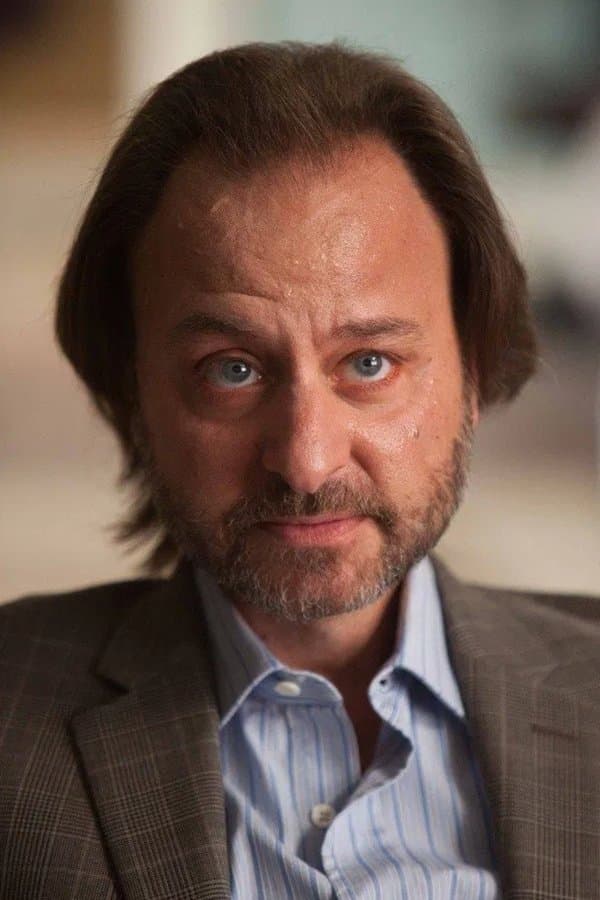 Fisher Stevens profile Fisher Stevens profile