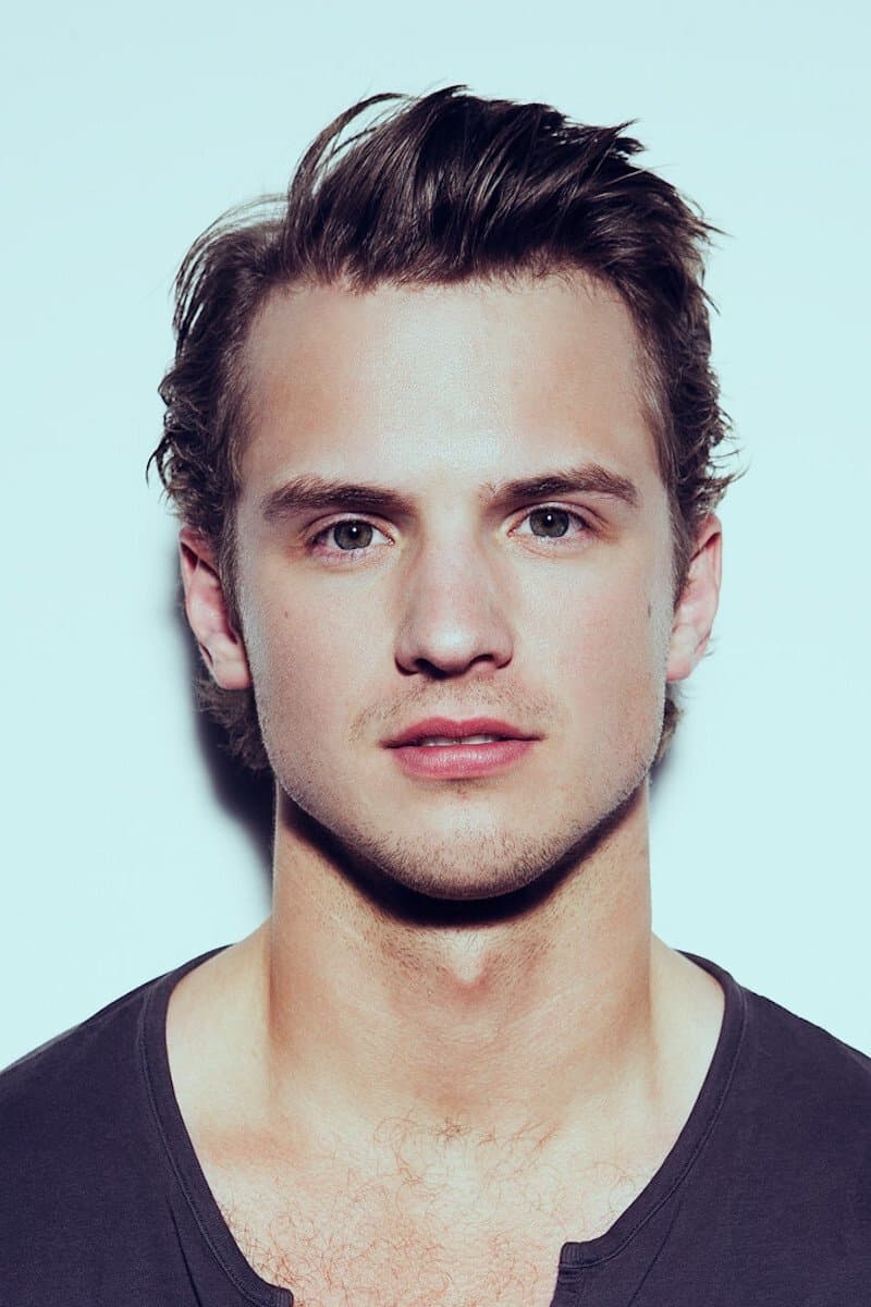 Freddie Stroma profile Freddie Stroma profile