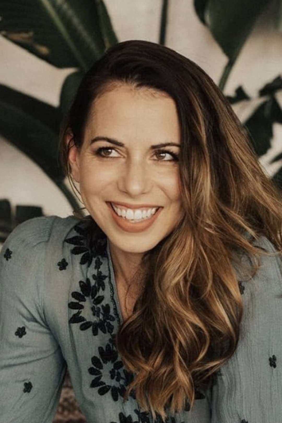 Laura Bailey profile Laura Bailey profile