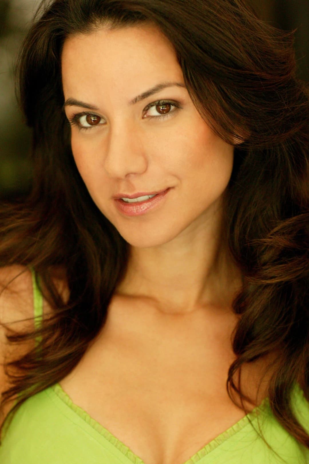 Mina Olivera profile Mina Olivera profile